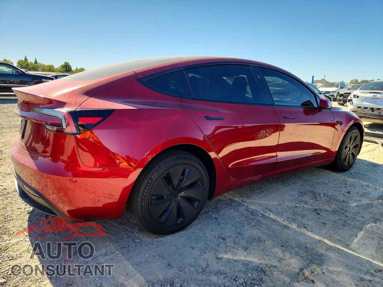 TESLA MODEL 3 2025 - 5YJ3E1EA8SF987019