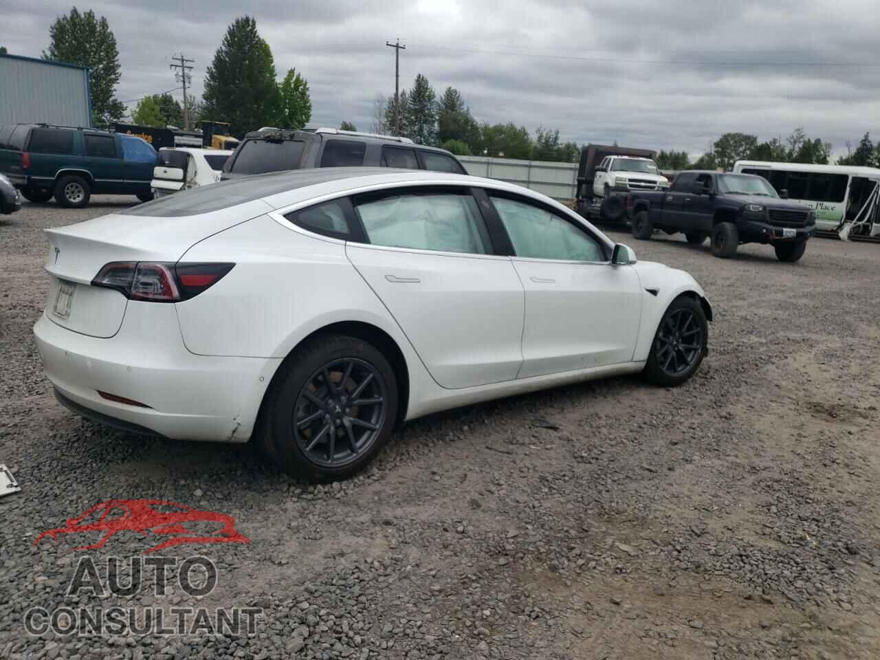TESLA MODEL 3 2018 - 5YJ3E1EA7JF051522