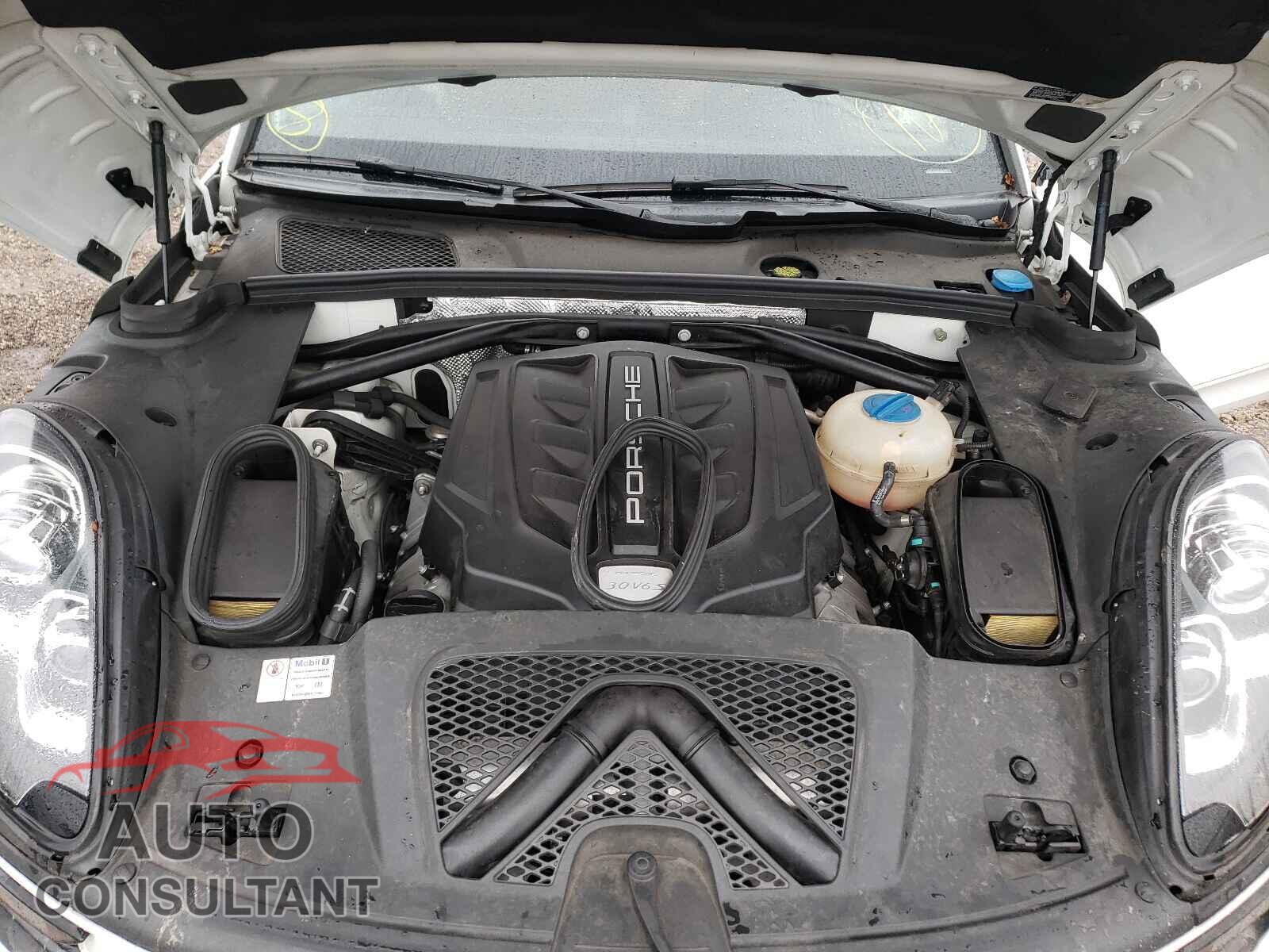 PORSCHE MACAN 2016 - WP1AB2A5XGLB41573