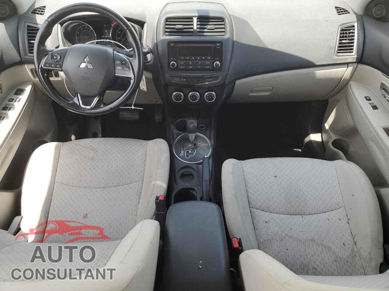 MITSUBISHI OUTLANDER 2017 - JA4AP3AU5HZ005196