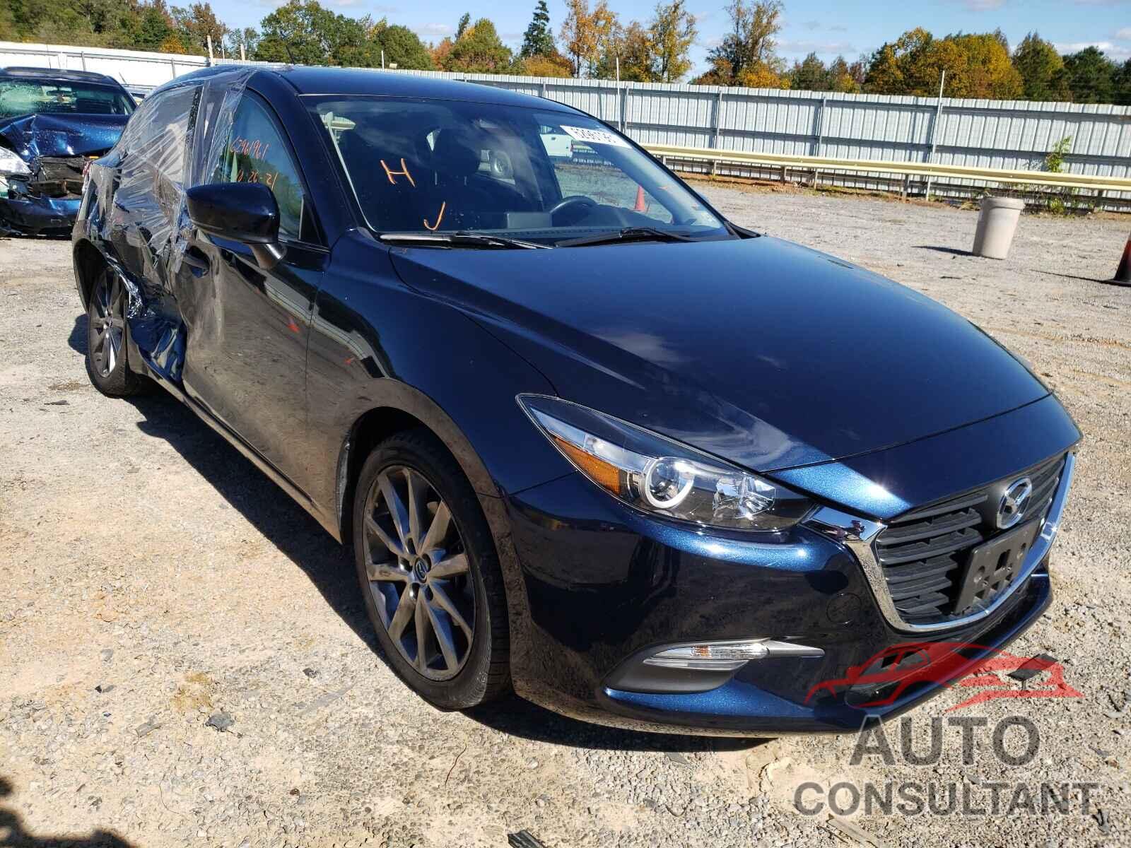 MAZDA 3 2018 - 3MZBN1L30JM178055