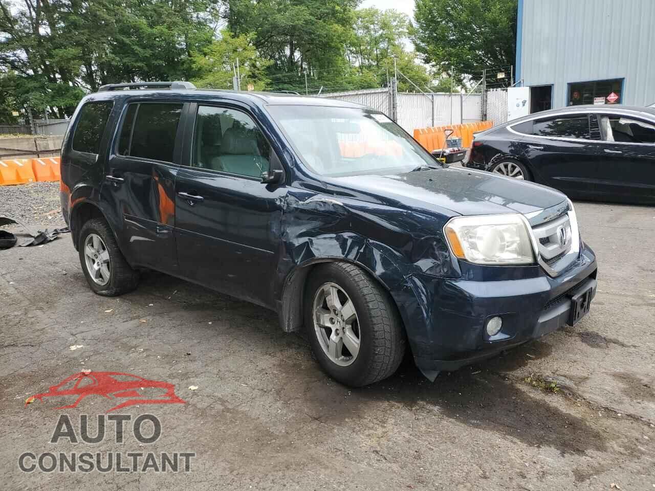 HONDA PILOT 2011 - 5FNYF4H5XBB072434