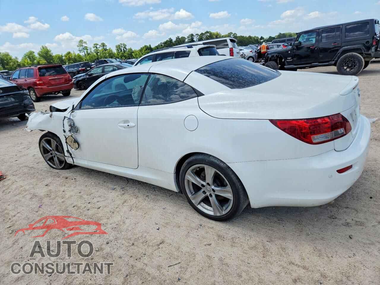 LEXUS IS 2012 - JTHFE2C26C2507383