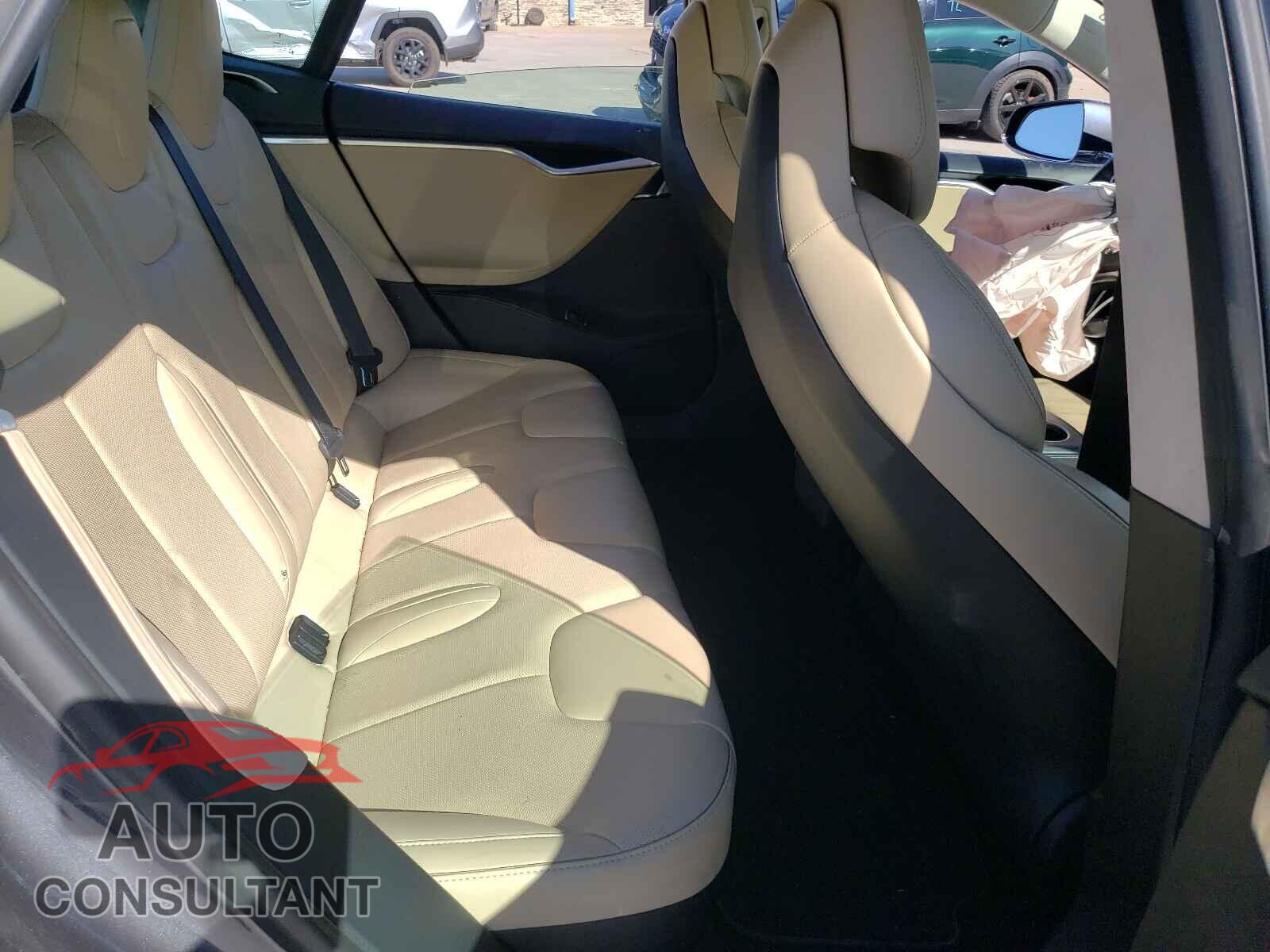 TESLA MODEL S 2016 - 5YJSA1E46GF171760