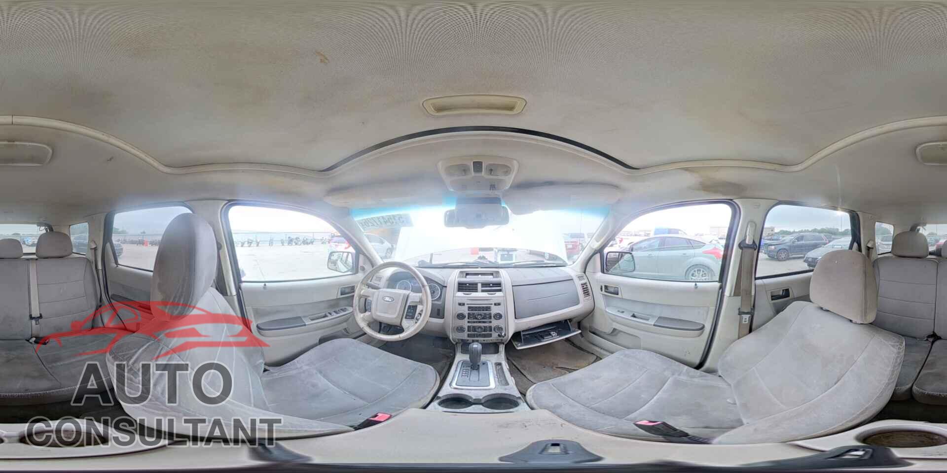 FORD ESCAPE 2011 - 1FMCU0D74BKA20733