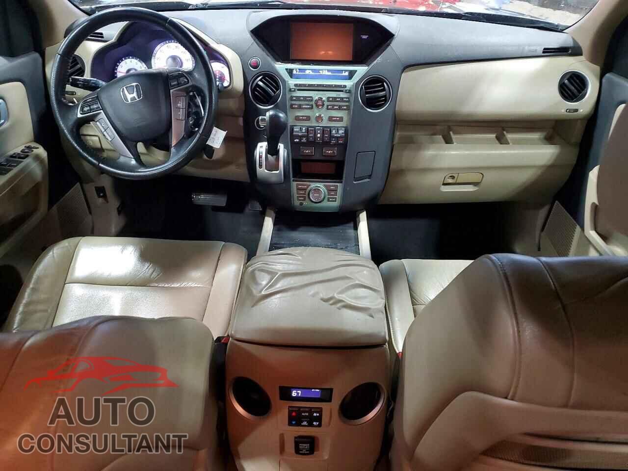 HONDA PILOT 2011 - 5FNYF4H76BB020266