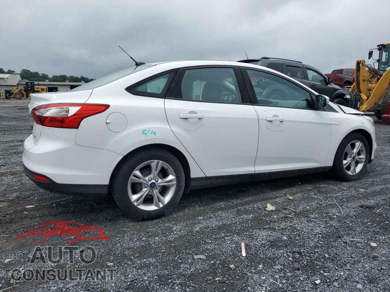 FORD FOCUS 2014 - 1FADP3F29EL366865