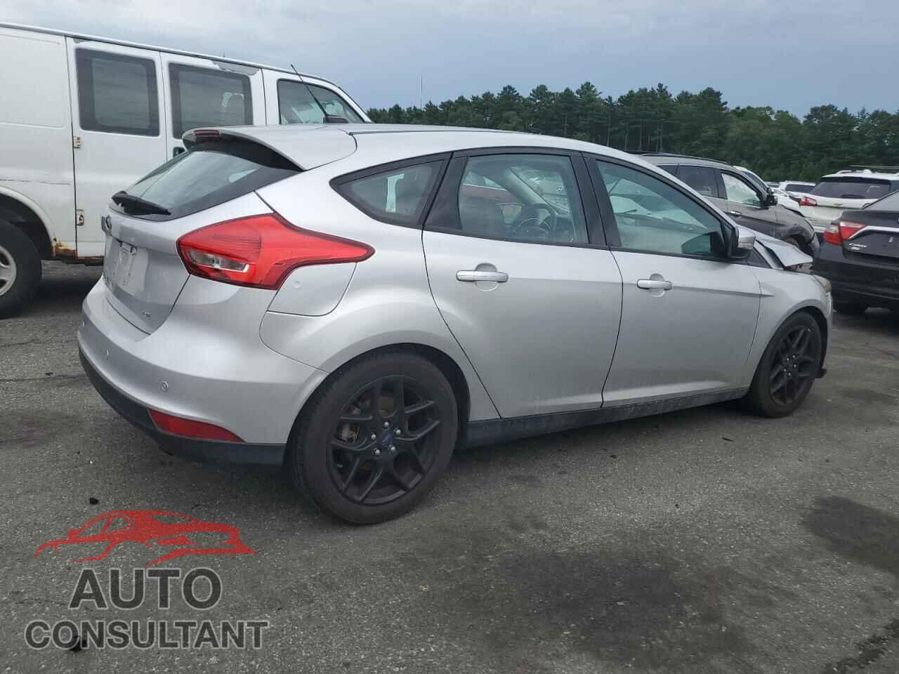 FORD FOCUS 2016 - 1FADP3K23GL333076