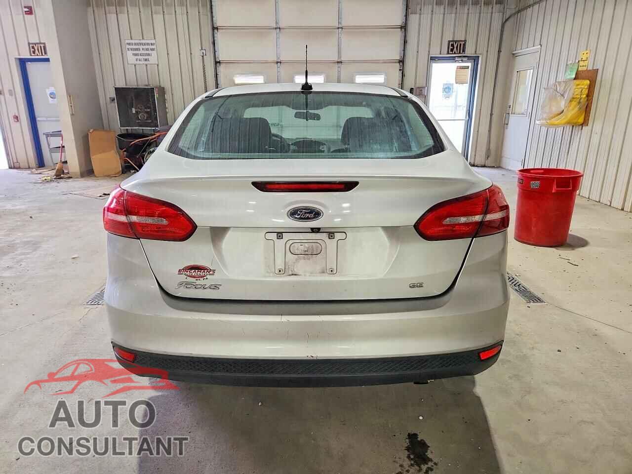 FORD FOCUS 2015 - 1FADP3F23FL353496