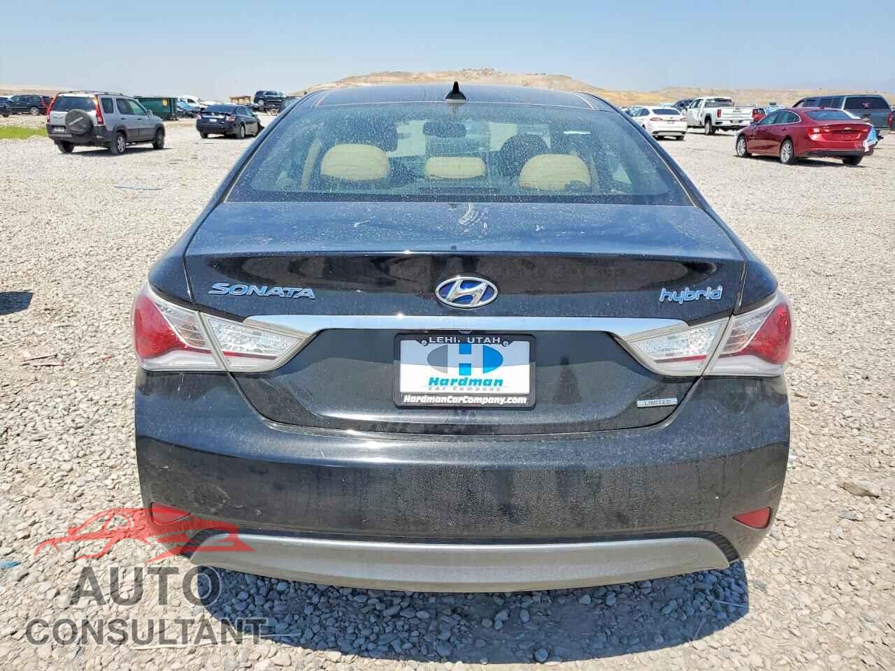 HYUNDAI SONATA 2014 - KMHEC4A4XEA107110