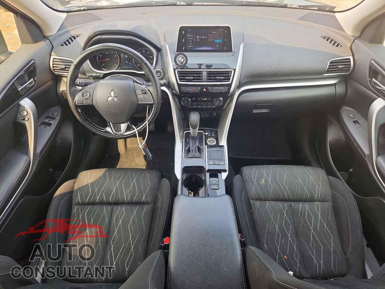 MITSUBISHI ECLIPSE 2018 - JA4AT5AA4JZ046633