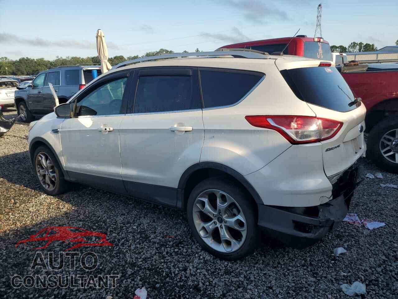 FORD ESCAPE 2013 - 1FMCU0J95DUD64679