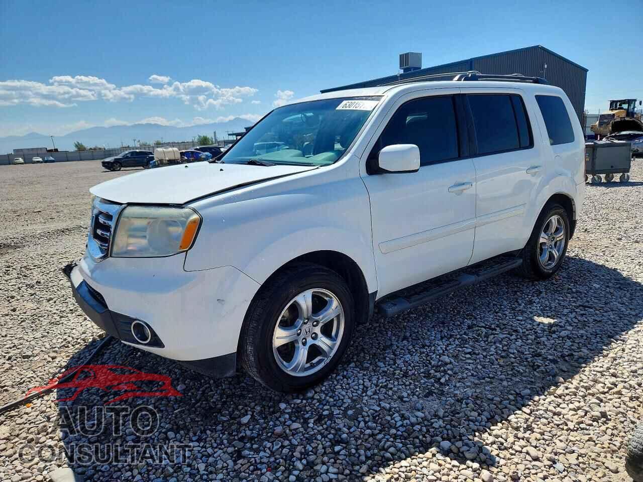 HONDA PILOT 2015 - 5FNYF4H56FB018683