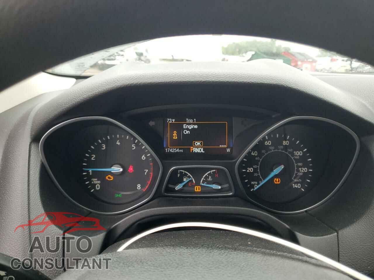FORD FOCUS 2017 - 1FADP3K23HL215711