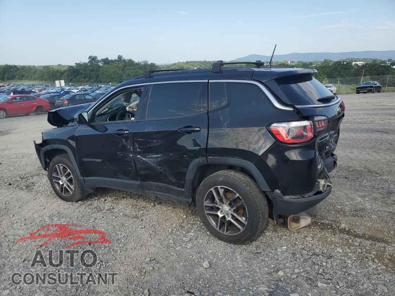 JEEP COMPASS 2018 - 3C4NJDBB7JT239574