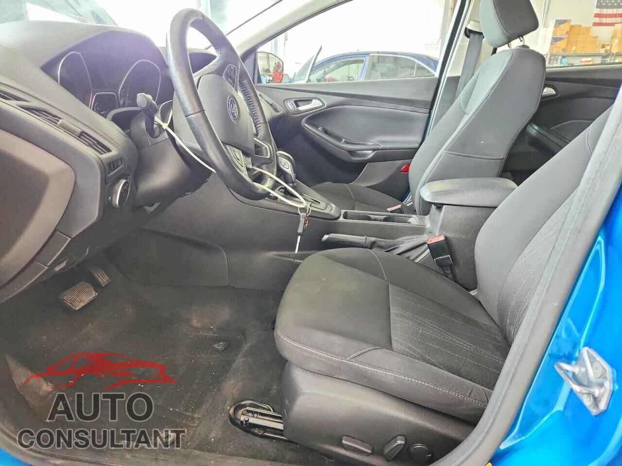 FORD FOCUS 2016 - 1FADP3F25GL372584