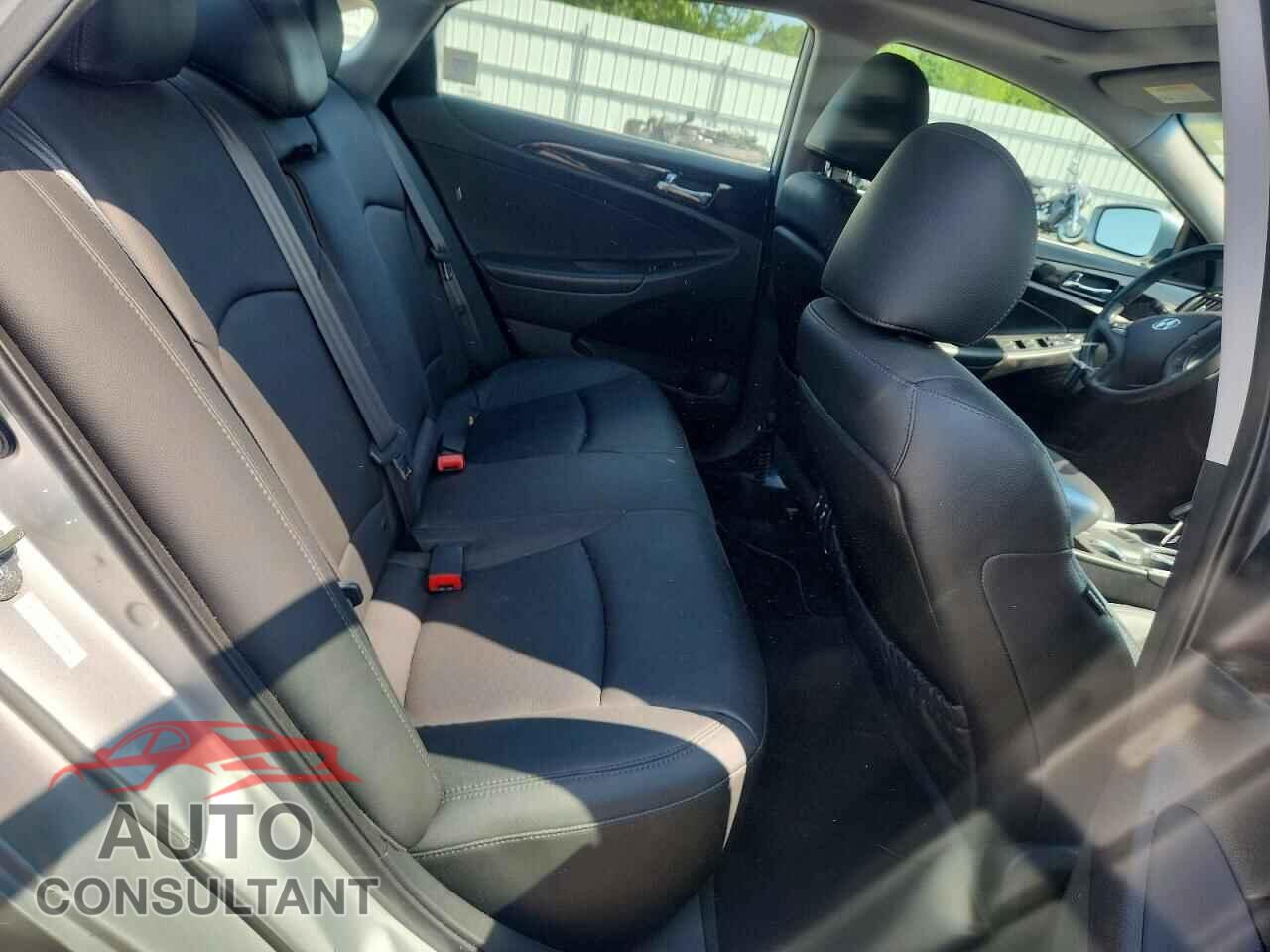 HYUNDAI SONATA 2011 - 5NPEC4AC9BH131236