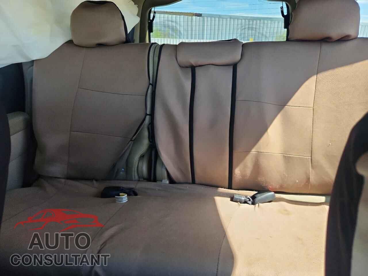 HONDA PILOT 2009 - 5FNYF382X9B009070
