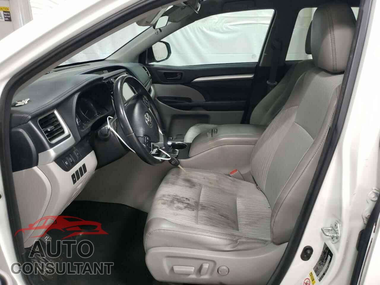TOYOTA HIGHLANDER 2017 - 5TDZZRFH1HS196635