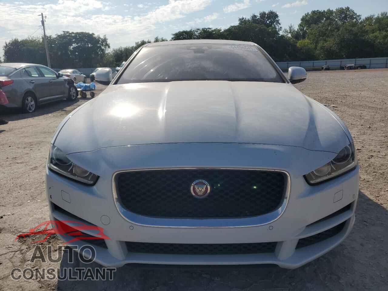 JAGUAR XE 2017 - SAJAN4BVXHA947379