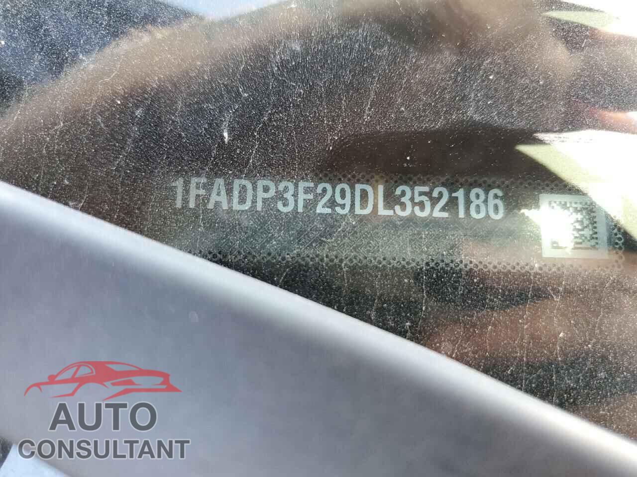 FORD FOCUS 2013 - 1FADP3F29DL352186