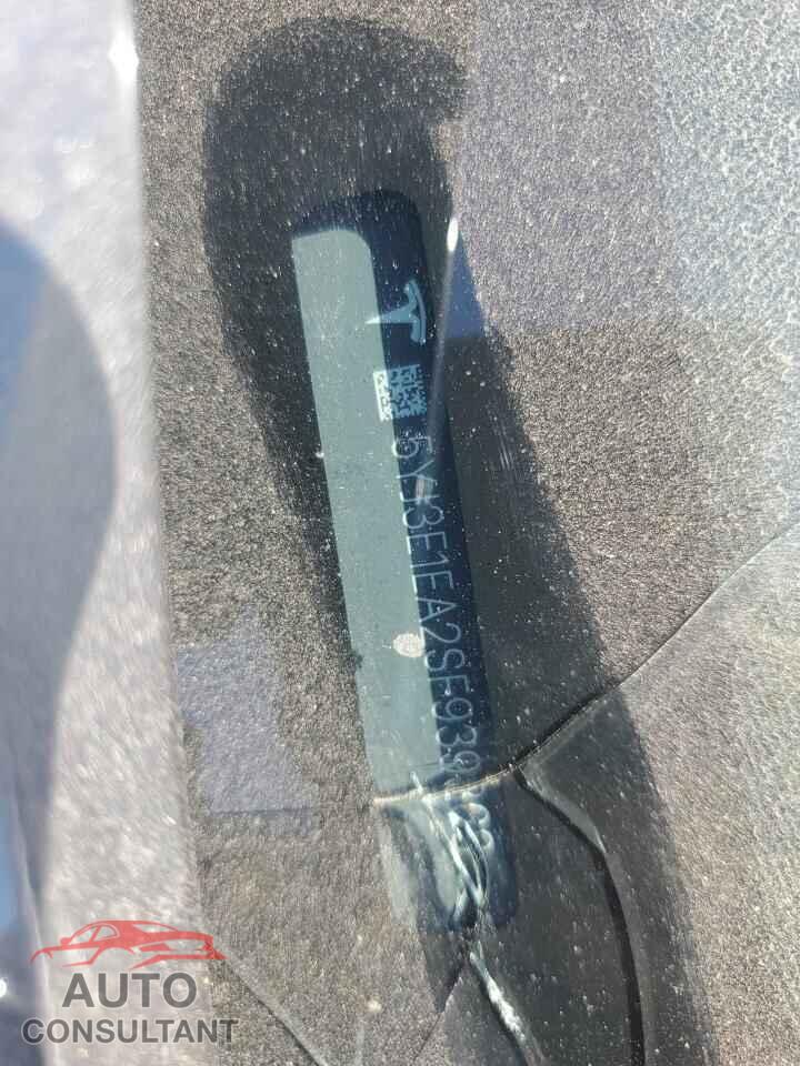 TESLA MODEL 3 2025 - 5YJ3E1EA2SF939368