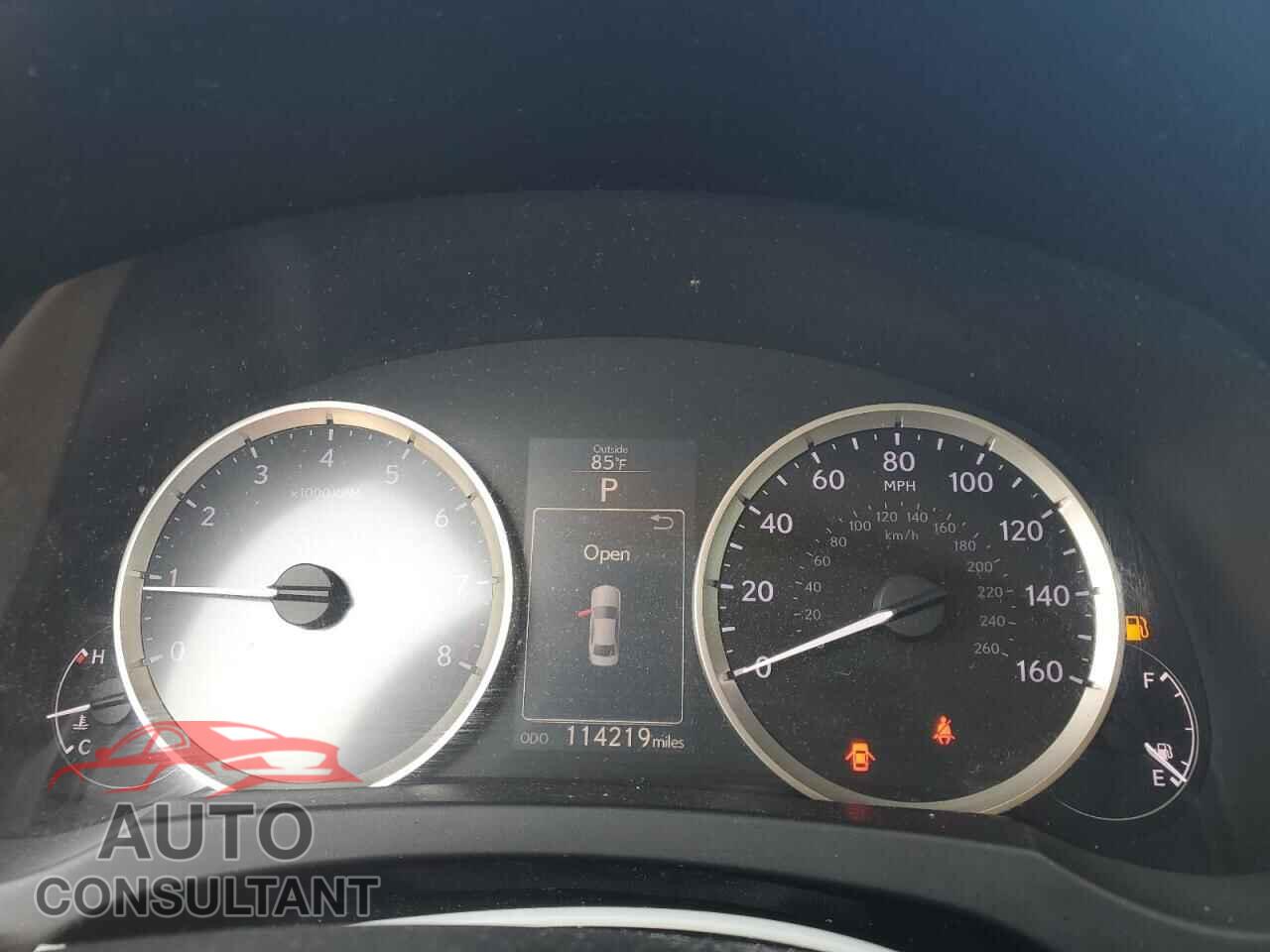 LEXUS IS 2014 - JTHCF1D25E5010612