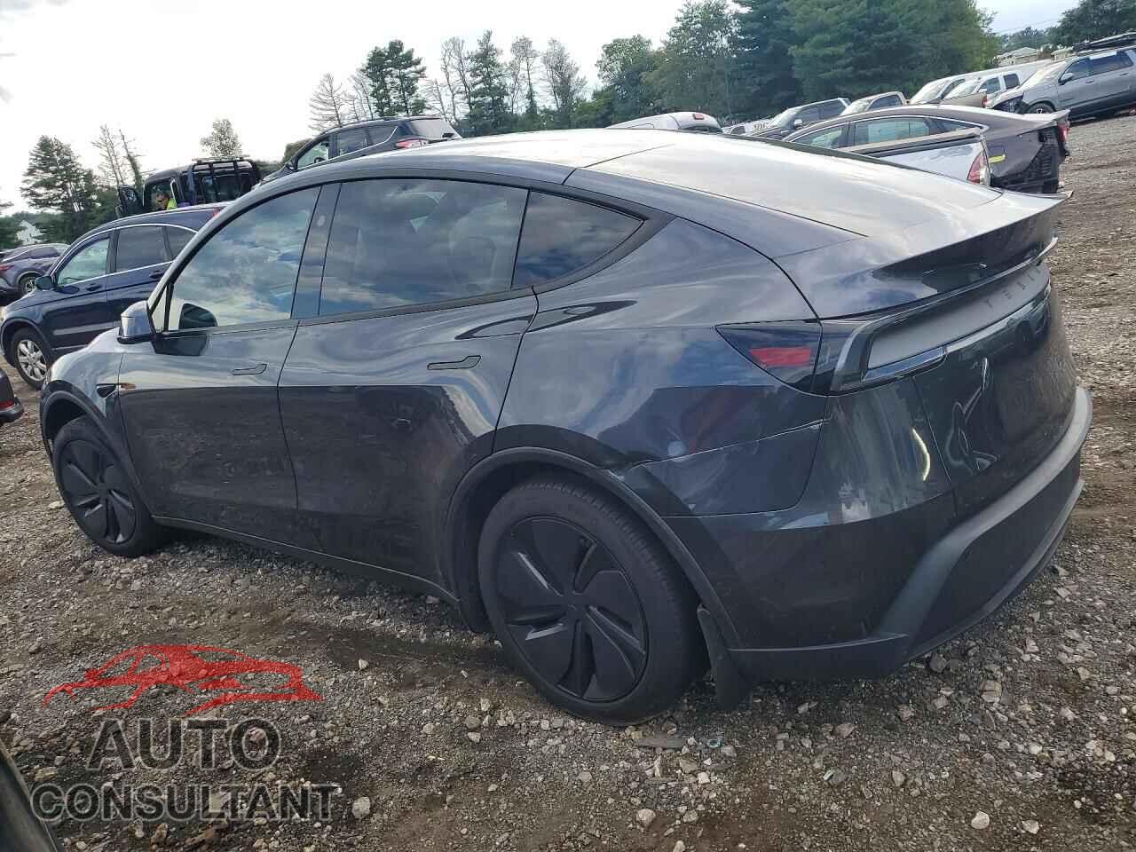 TESLA MODEL Y 2026 - 7SAYGDED4TA582160