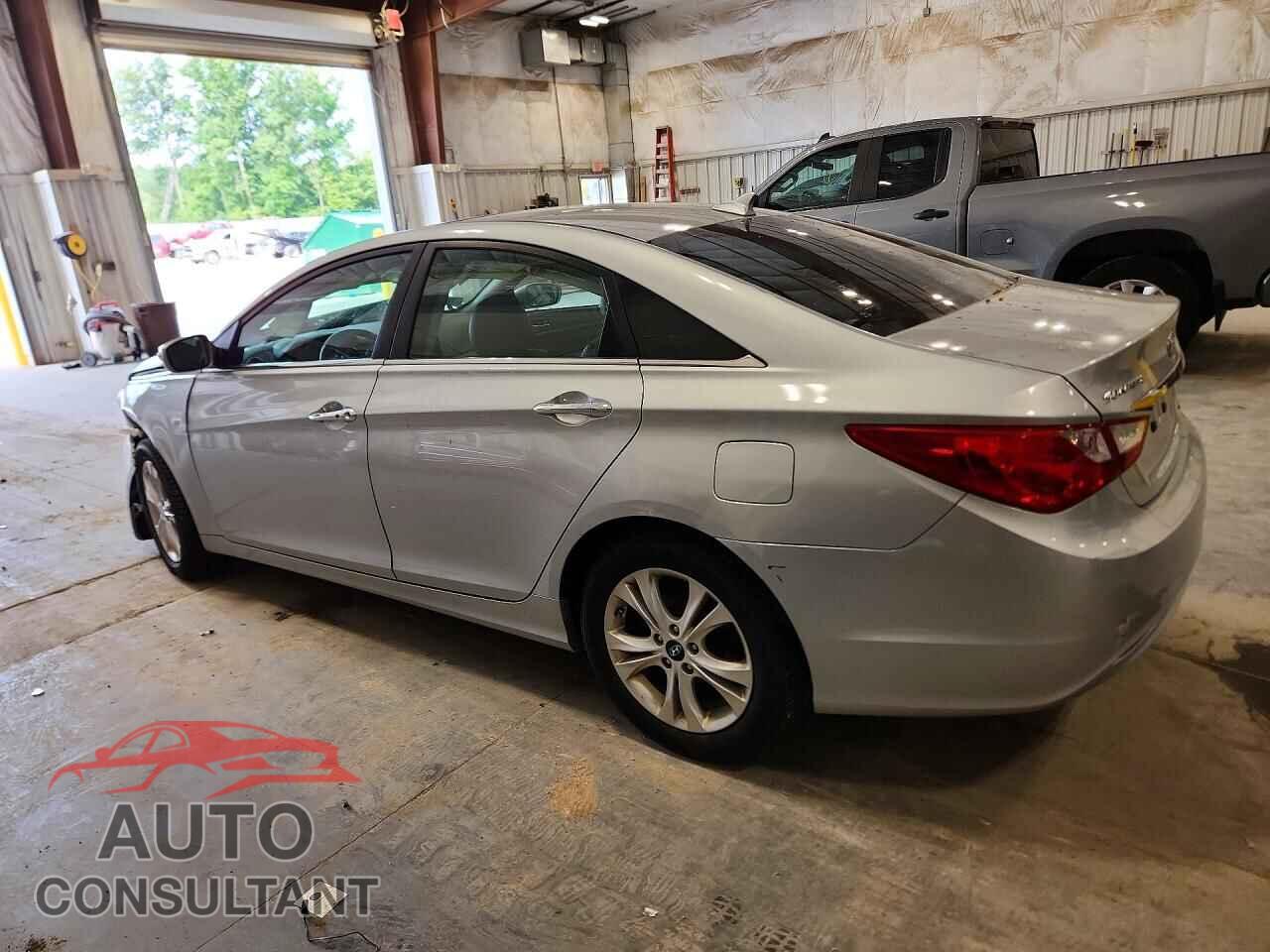 HYUNDAI SONATA 2011 - 5NPEC4AC2BH261844