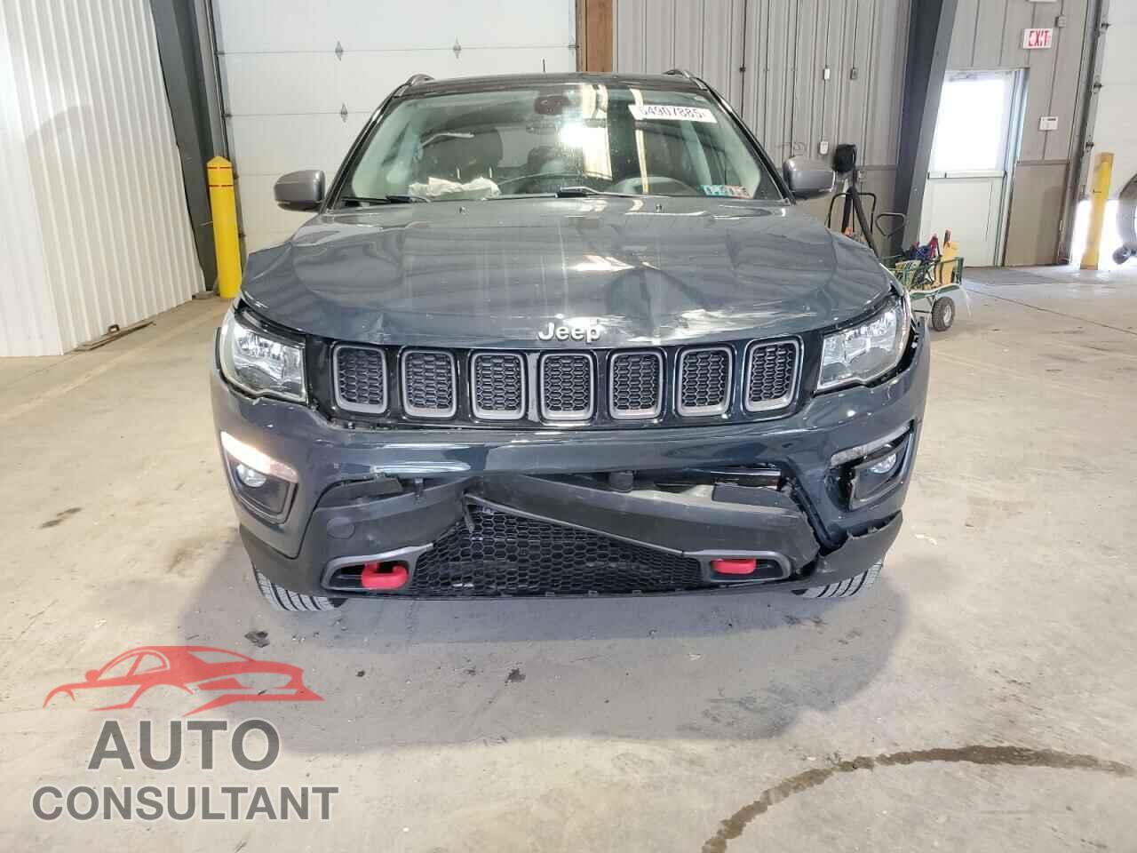 JEEP COMPASS 2018 - 3C4NJDDB1JT457751