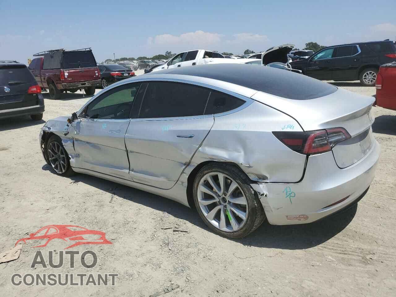 TESLA MODEL 3 2018 - 5YJ3E1EB9JF065303