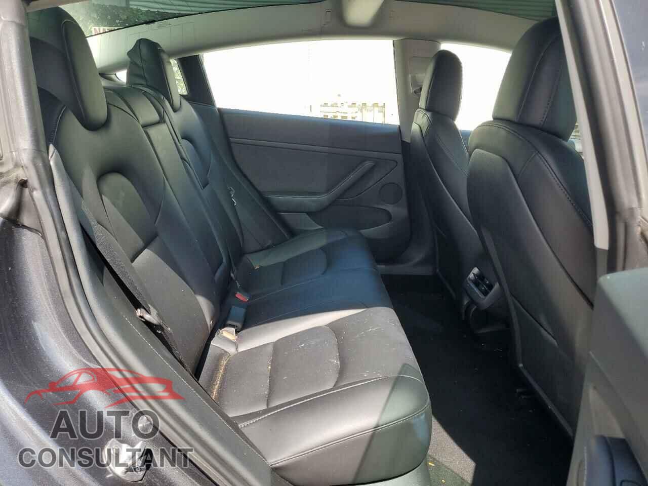 TESLA MODEL 3 2023 - 5YJ3E1EA3PF435418