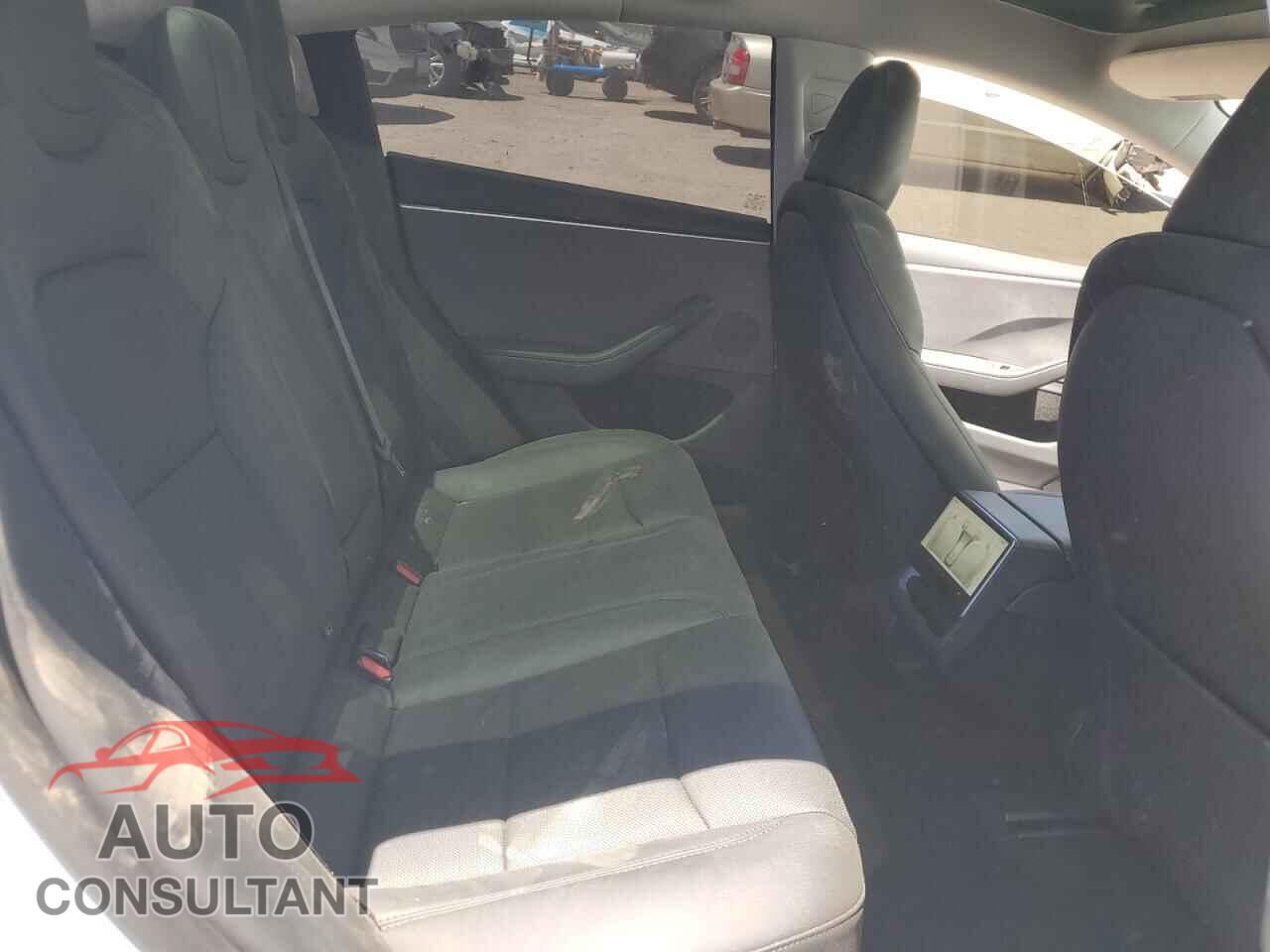 TESLA MODEL 3 2025 - 5YJ3E1EA7SF922100
