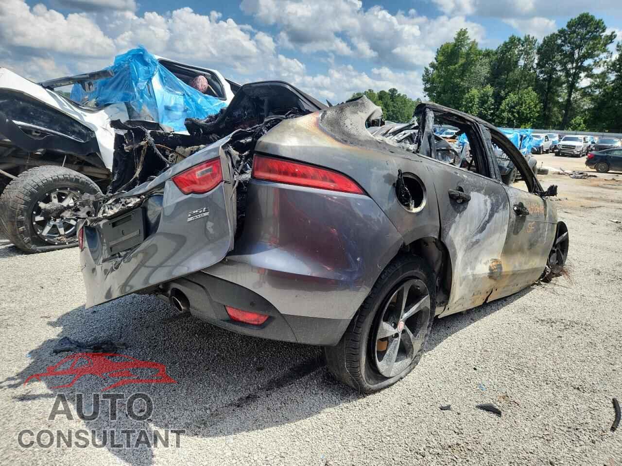 JAGUAR F-PACE 2018 - SADCK2FX7JA292575