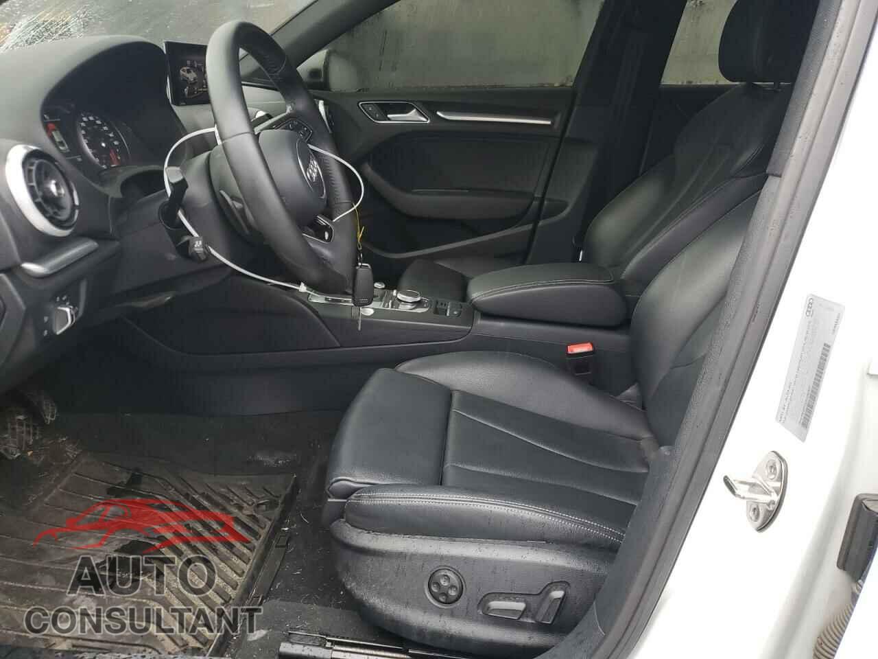 AUDI A3 2020 - WAUBEGFF2LA106007
