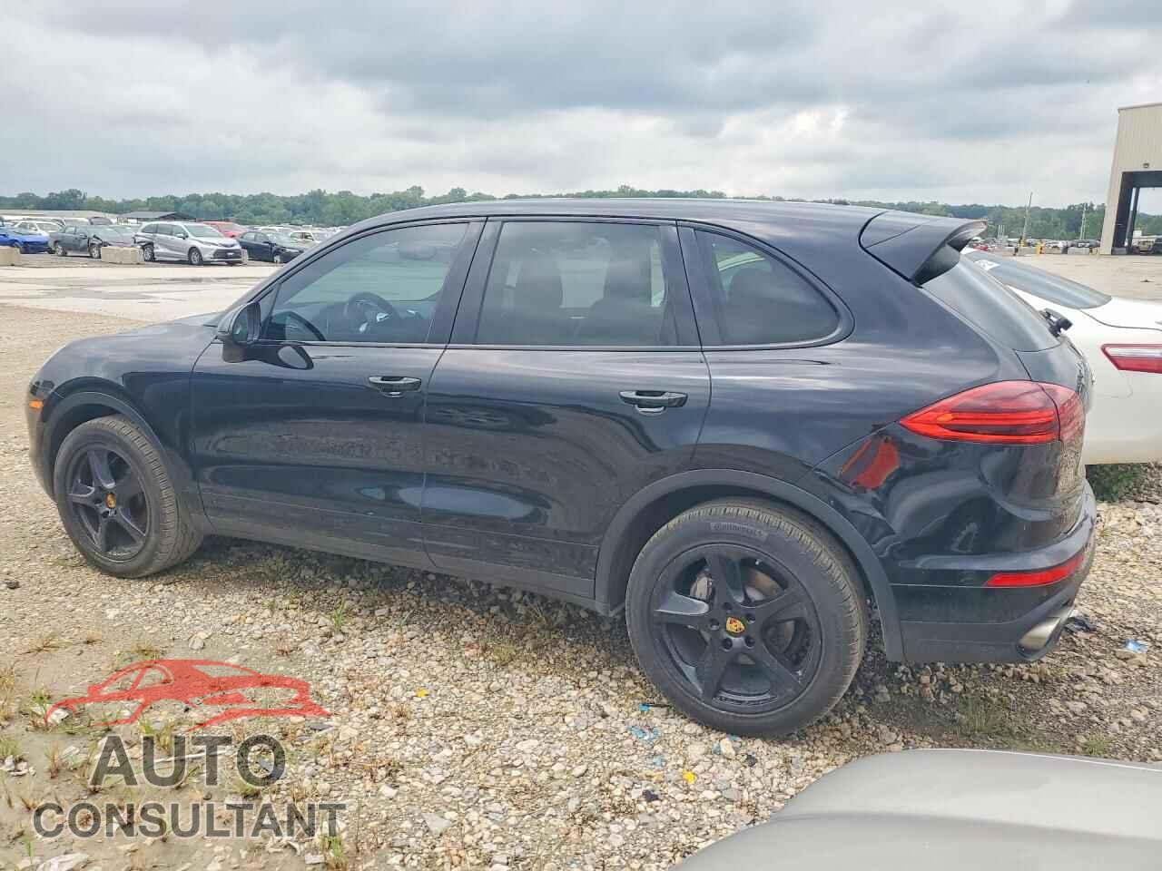 PORSCHE CAYENNE 2015 - WP1AB2A24FLA56510