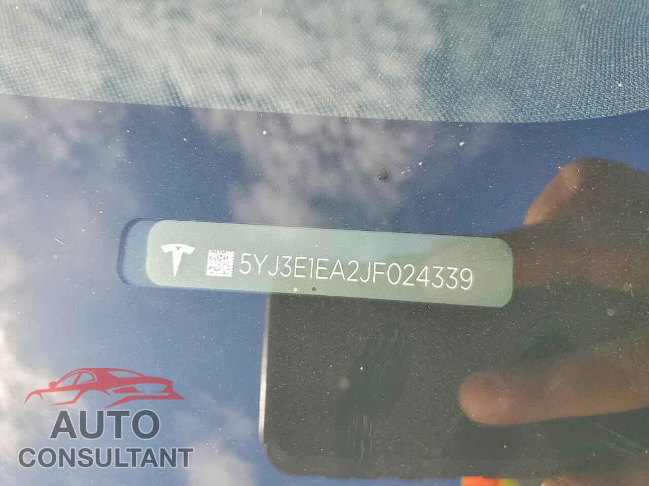 TESLA MODEL 3 2018 - 5YJ3E1EA2JF024339