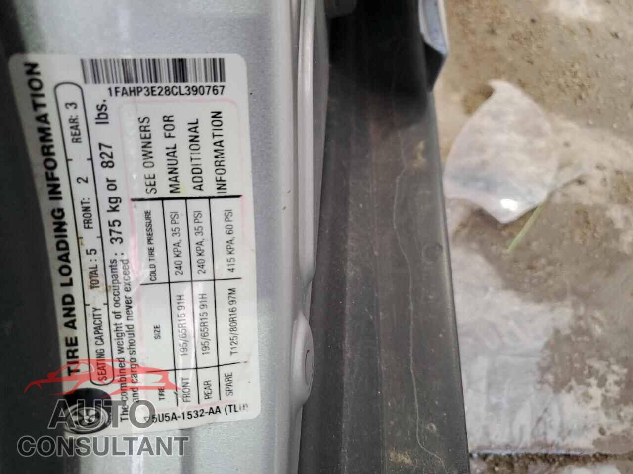 FORD FOCUS 2012 - 1FAHP3E28CL390767