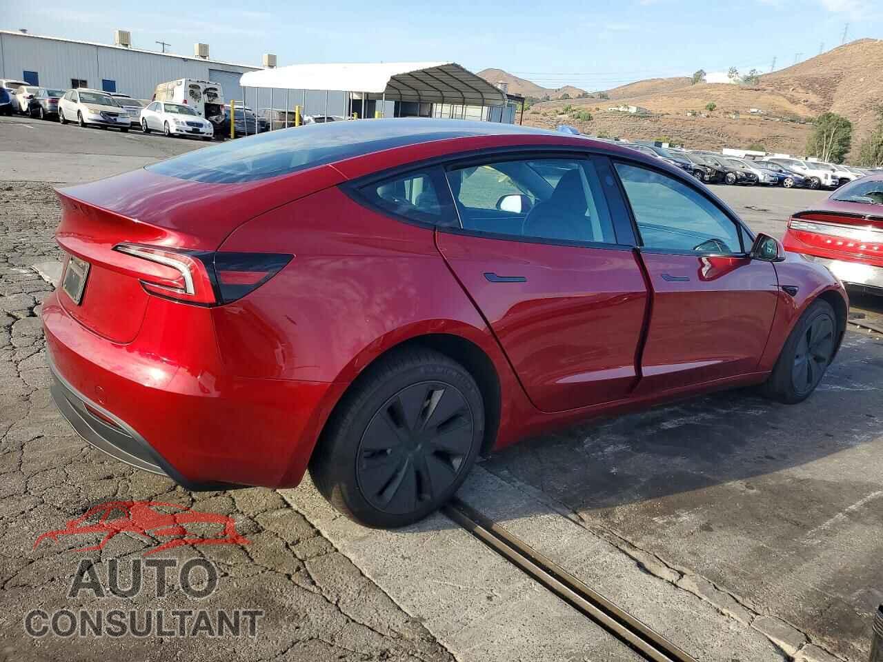 TESLA MODEL 3 2024 - 5YJ3E1EA2RF849423