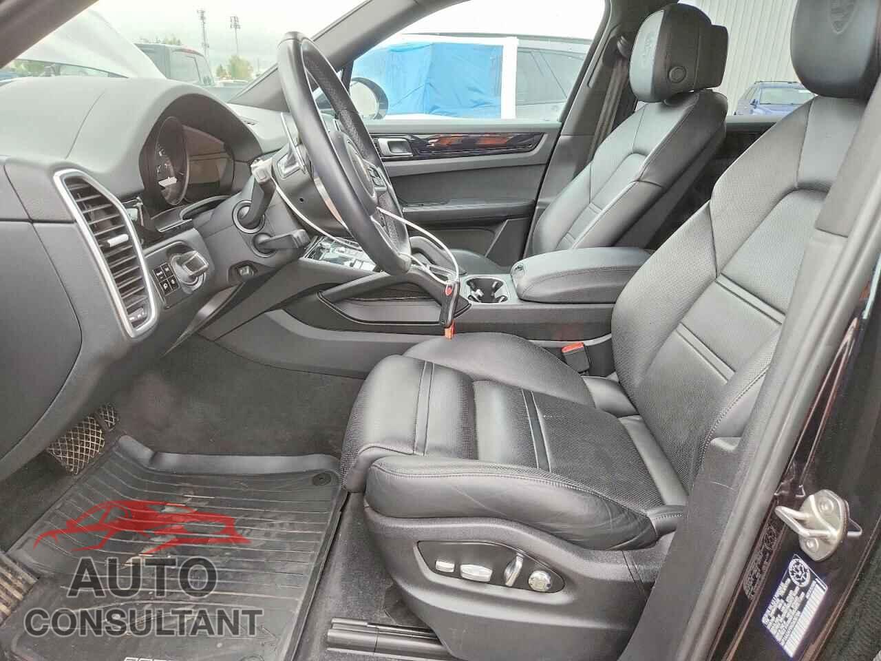 PORSCHE CAYENNE 2019 - WP1AA2AY9KDA08786