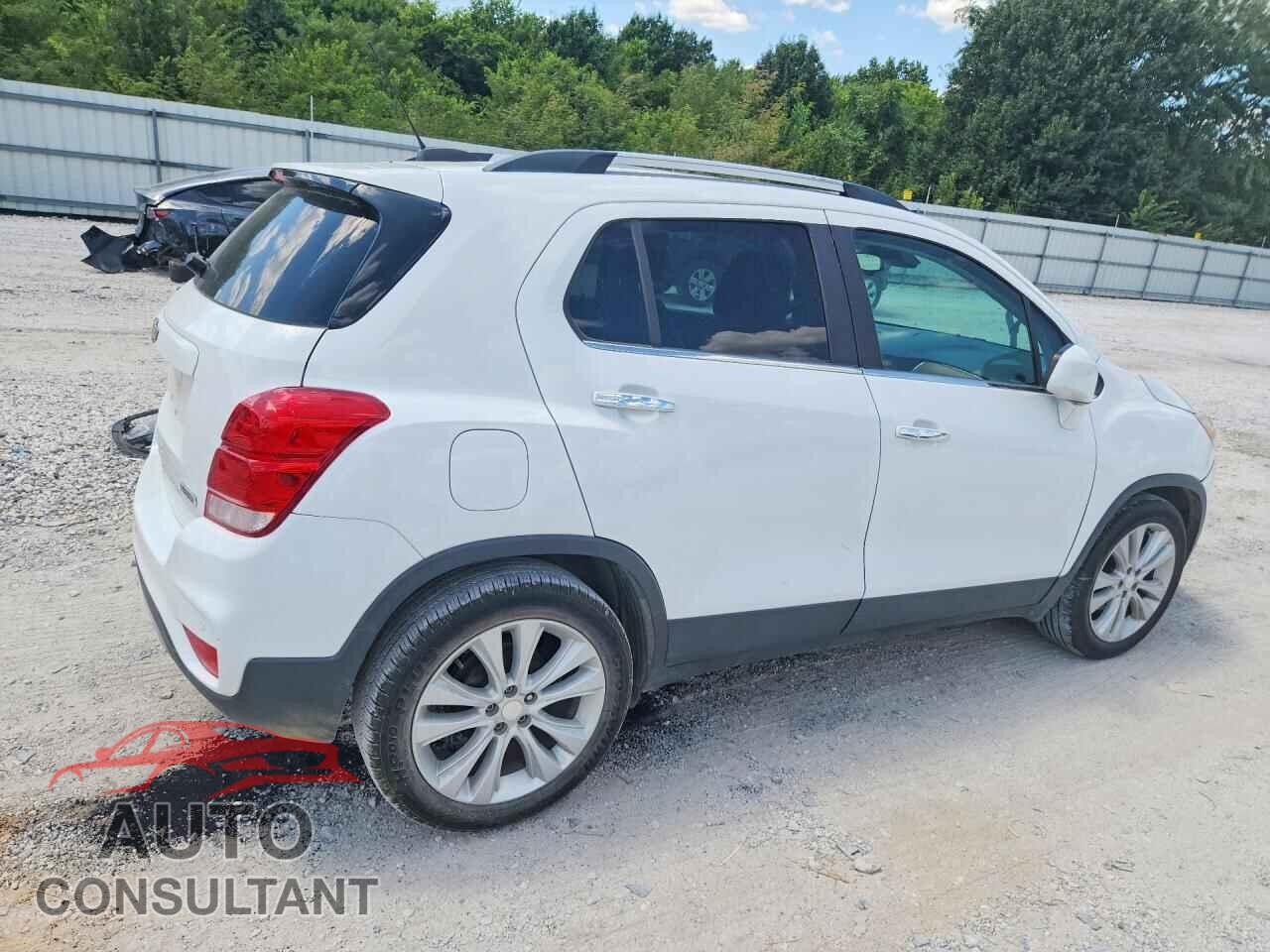 CHEVROLET TRAX 2017 - 3GNCJMSB1HL250627