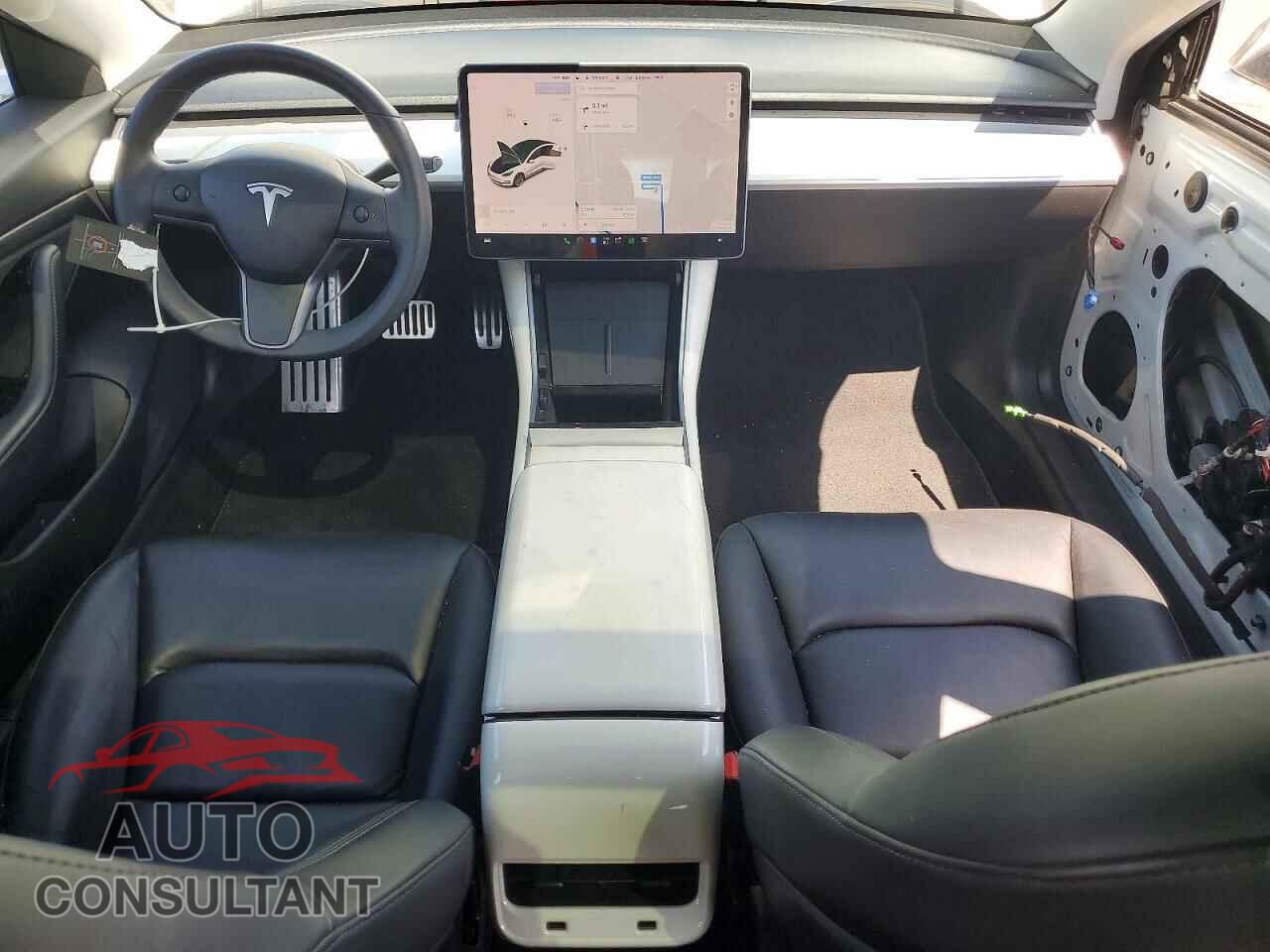 TESLA MODEL 3 2020 - 5YJ3E1EAXLF659201