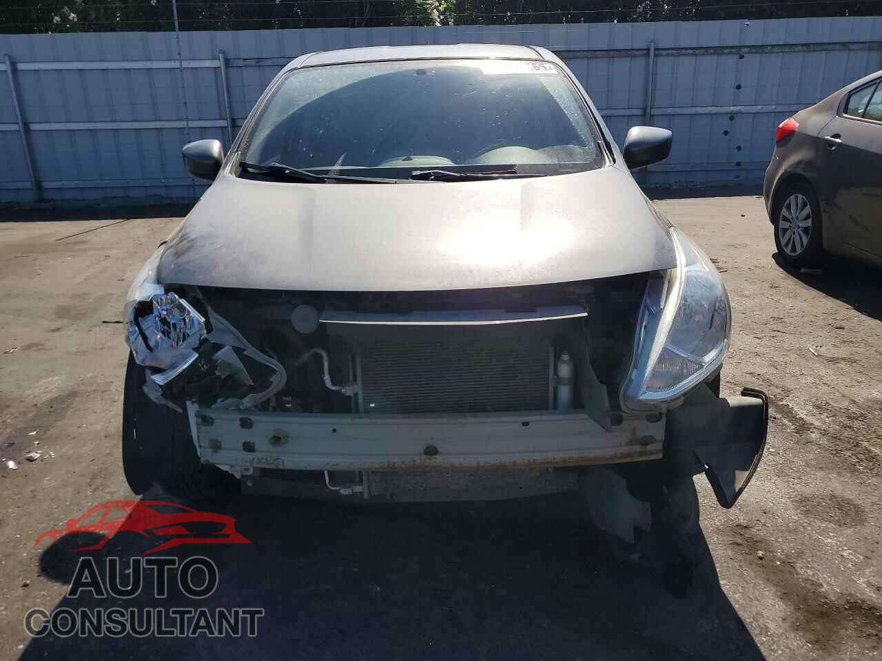 NISSAN VERSA 2017 - 3N1CN7AP3HL828905