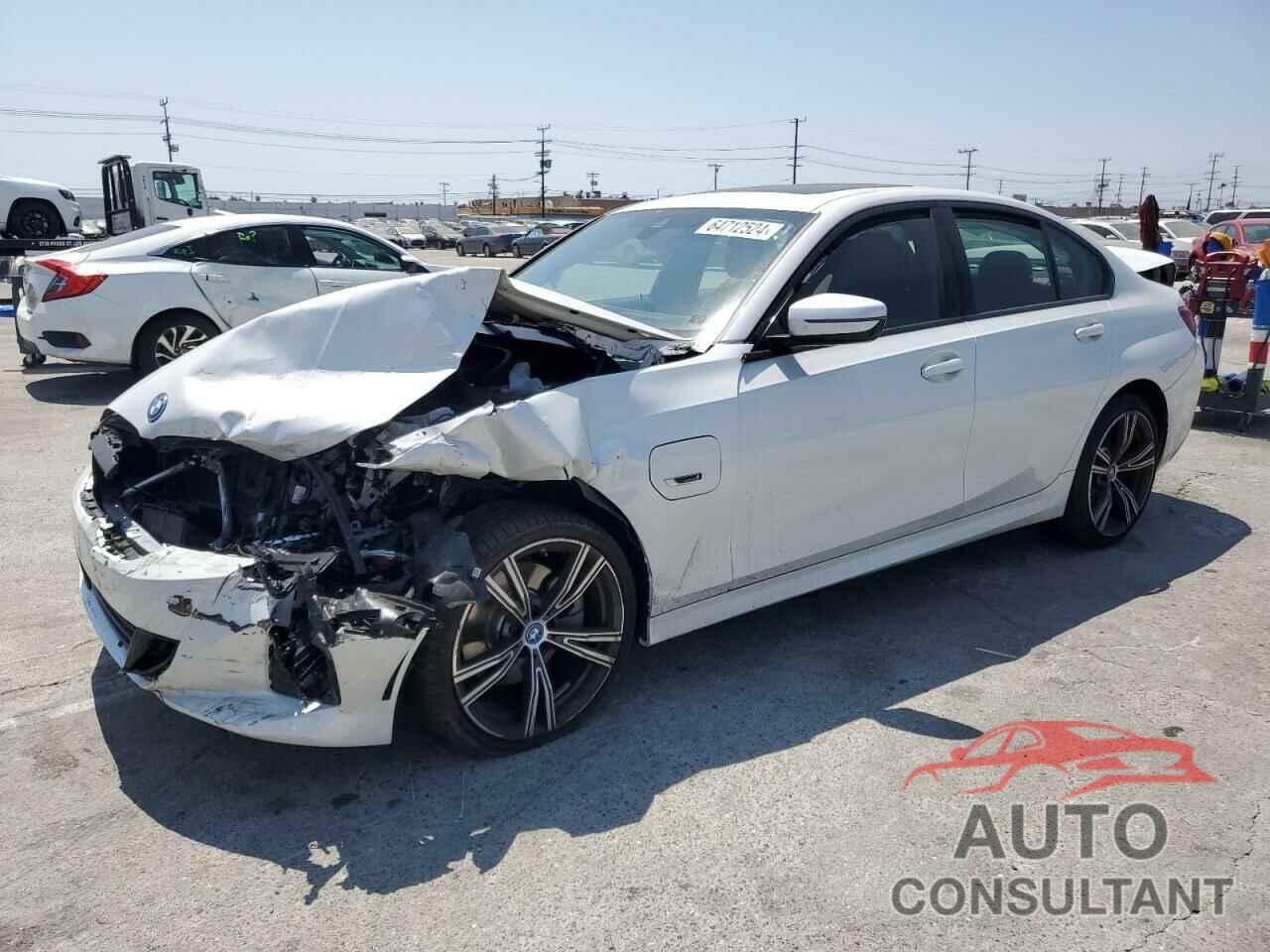 BMW 3 SERIES 2023 - 3MW39FF00P8D10420