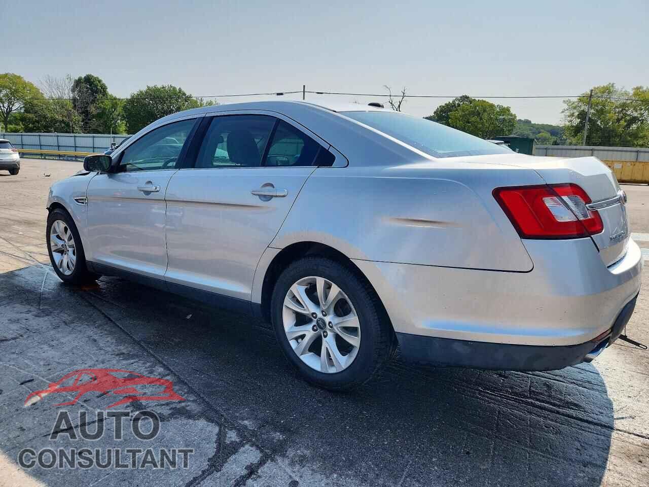 FORD TAURUS 2011 - 1FAHP2EW1BG104732