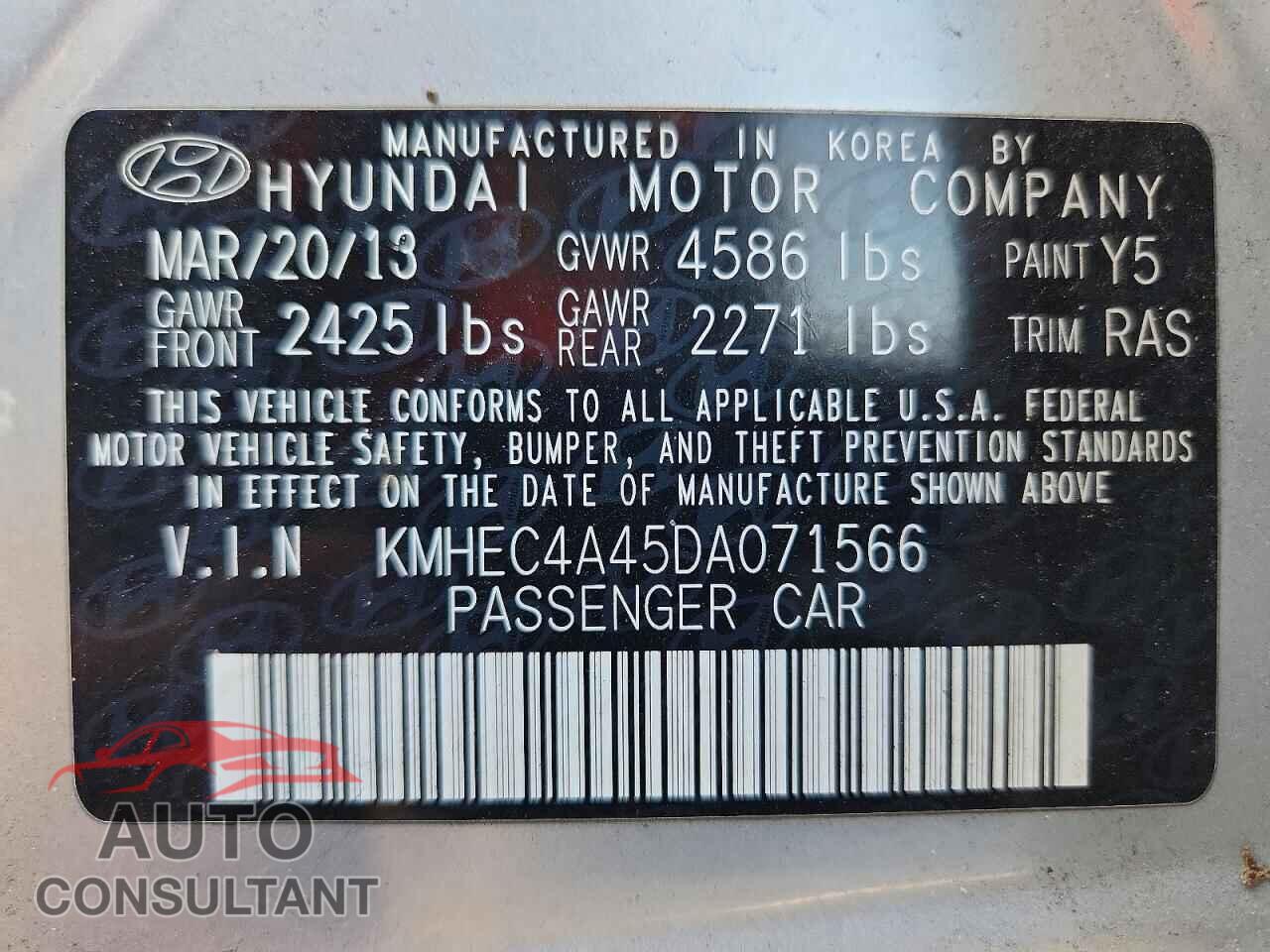 HYUNDAI SONATA 2013 - KMHEC4A45DA071566