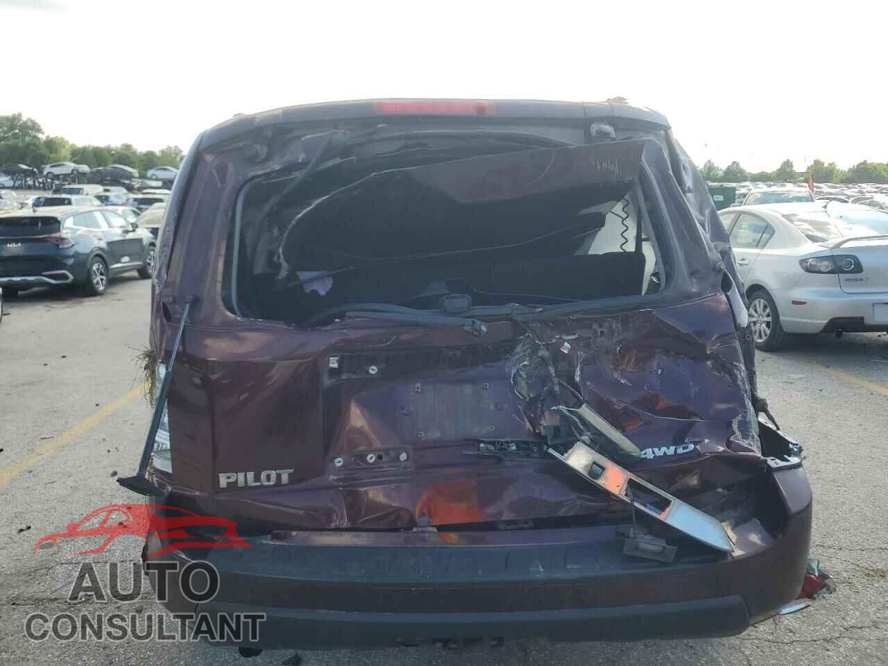 HONDA PILOT 2011 - 5FNYF4H72BB066662