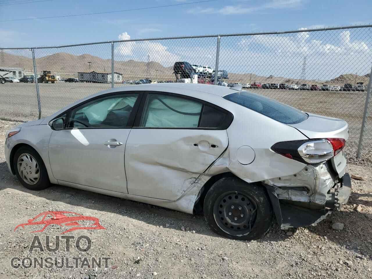 KIA FORTE 2017 - 3KPFK4A75HE129829