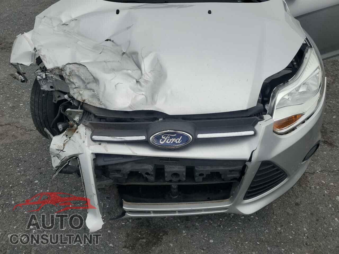 FORD FOCUS 2014 - 1FADP3F2XEL309977