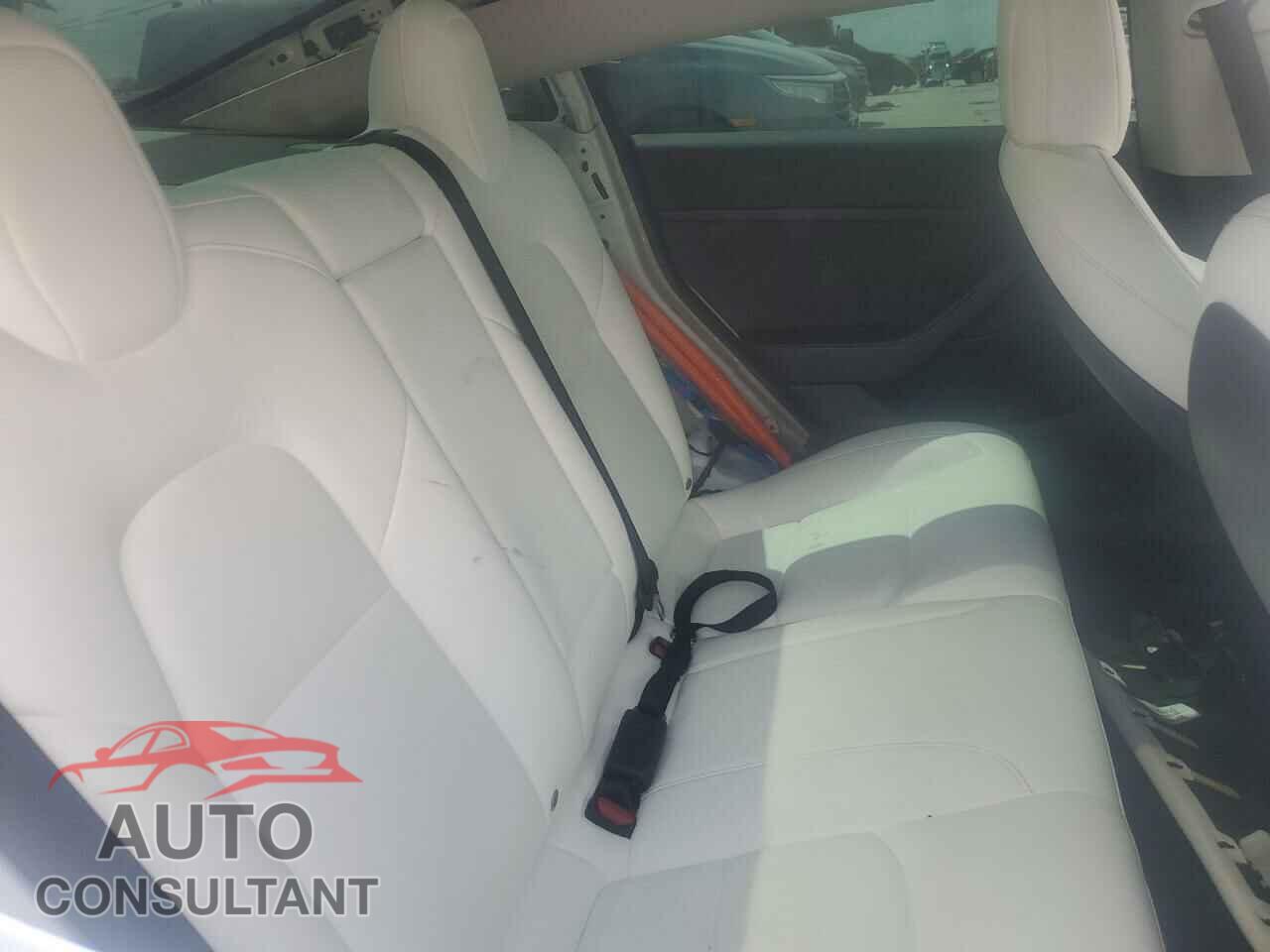 TESLA MODEL 3 2021 - 5YJ3E1EB2MF092007